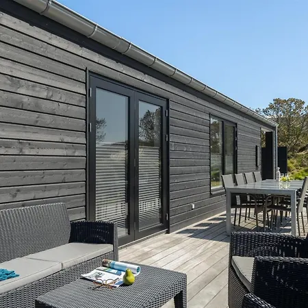 Helli - 650m From The Sea By Interhome