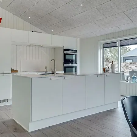 Nyaraló Helli - 650m From The Sea By Interhome *