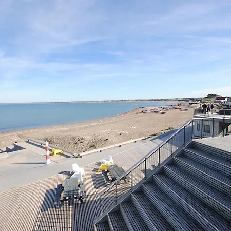 Helli - 650m From The Sea By Interhome